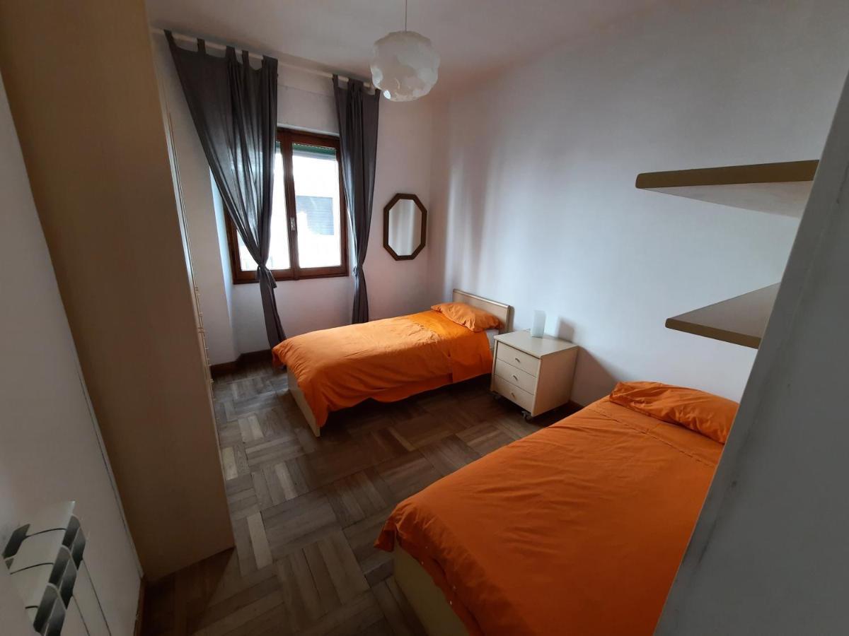 Casa Romeo Appartamento Con Posto Auto 菲纳莱利古雷 外观 照片