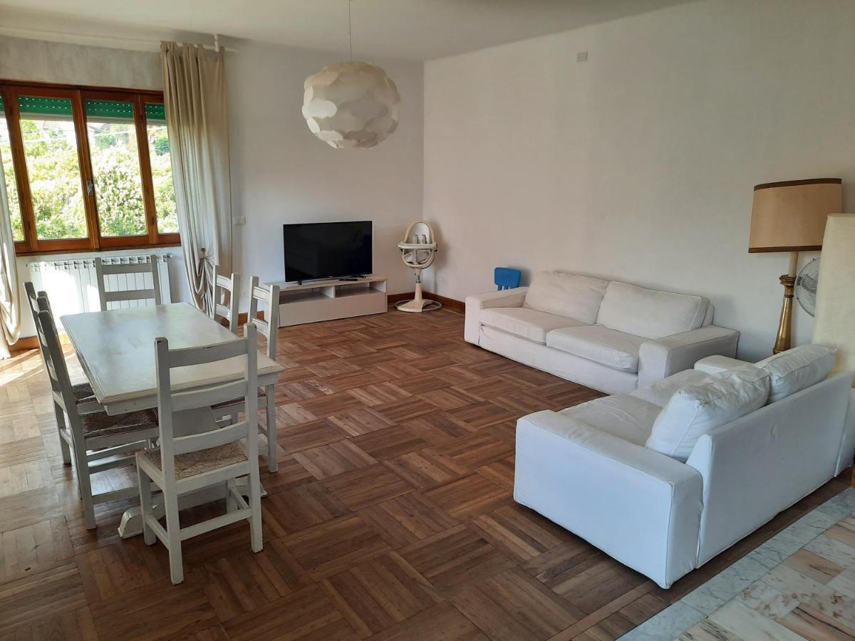 Casa Romeo Appartamento Con Posto Auto 菲纳莱利古雷 外观 照片