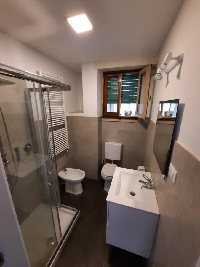 Casa Romeo Appartamento Con Posto Auto 菲纳莱利古雷 外观 照片