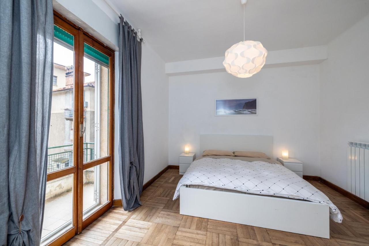 Casa Romeo Appartamento Con Posto Auto 菲纳莱利古雷 外观 照片